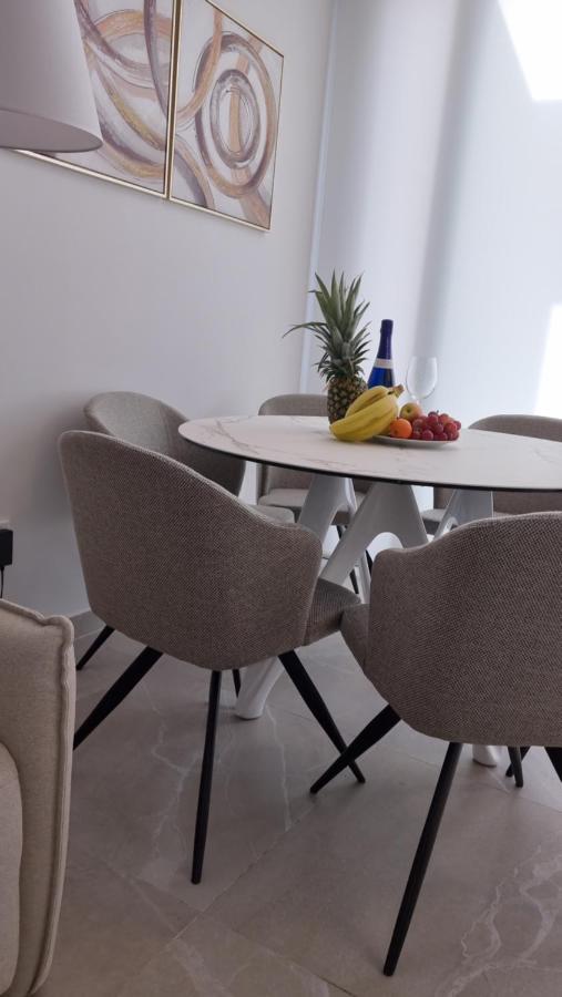 Modern And Cosy Apartment Close To The Beach Torrevieja Exterior photo